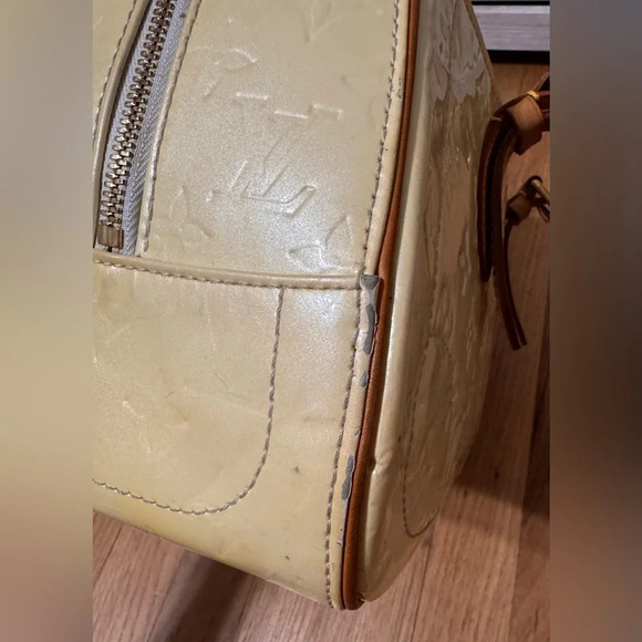 Louis Vuitton Monogram Vernis Summit Drive - Picture 7 of 16